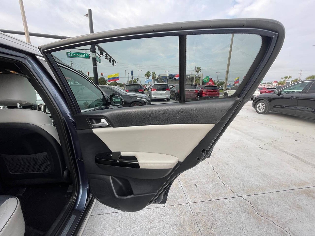 Used 2019 Kia Sportage EX w/ EX Sport Appearance Package FWD image 14