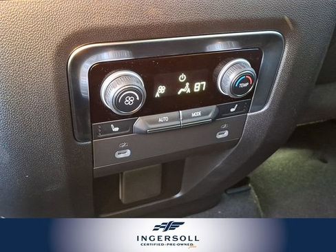 Used 2024 Chevrolet Suburban High Country image 14