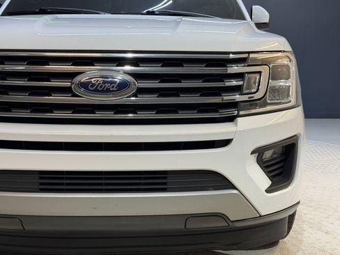 Used 2019 Ford Expedition Max XLT w/ Equipment Group 202A image 23