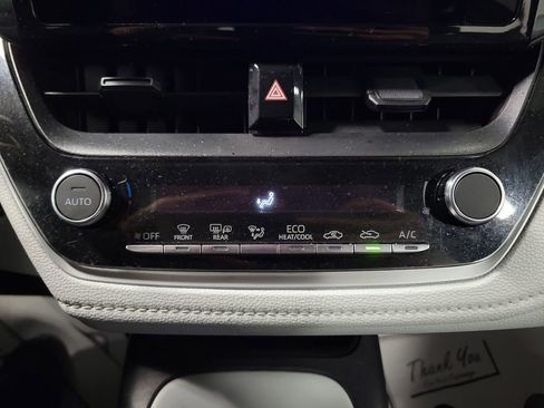 Used 2023 Toyota Corolla SE image 17