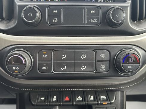 Used 2019 GMC Canyon SLE w/ Driver Alert Package image 29