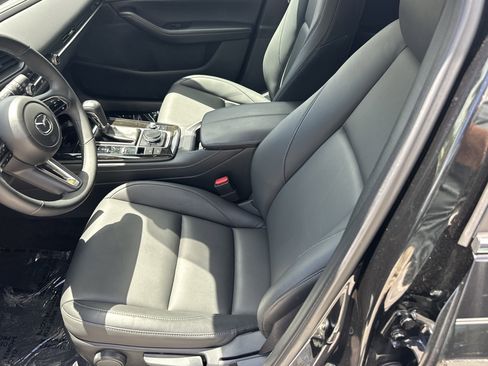 New 2025 MAZDA CX-30 AWD 2.5 S w/ Select Sport Pkg image 17