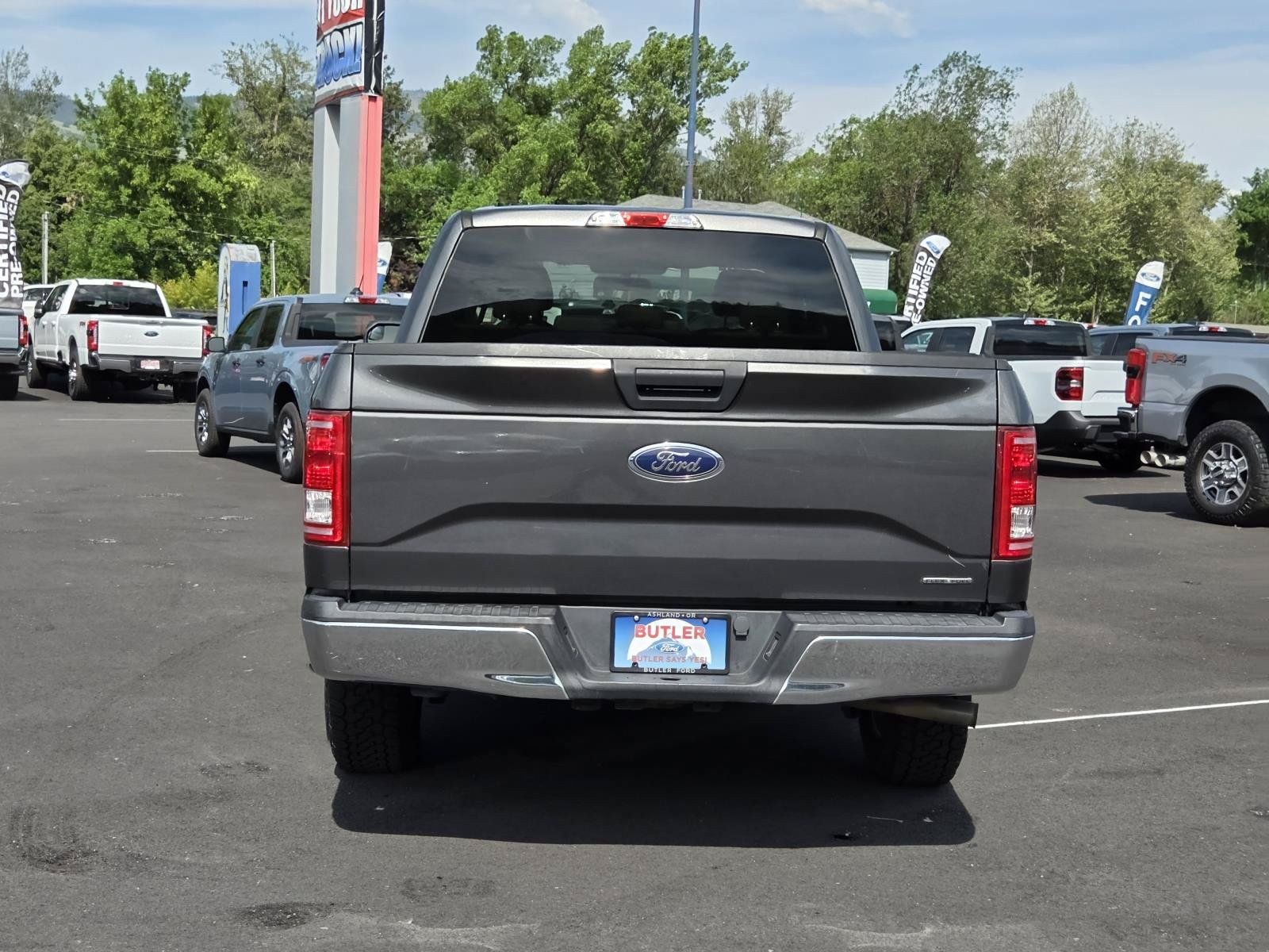 Used 2015 Ford F150 XLT RWD image 6