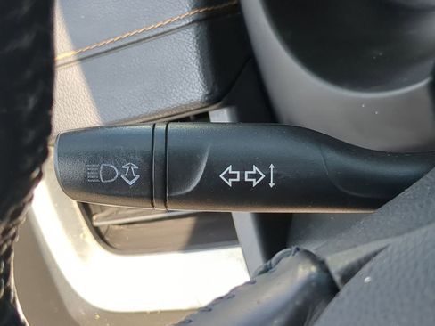 Used 2019 GMC Terrain SLT image 29