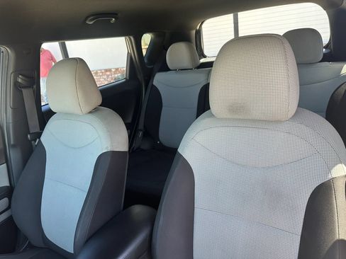 Used 2018 Kia Soul FWD image 24
