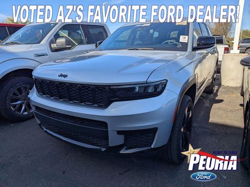 Used 2024 Jeep Grand Cherokee L Altitude image 1