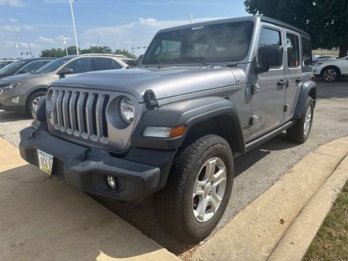 Used 2020 Jeep Wrangler Unlimited Sport S AWD/4WD image 2