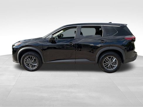 Used 2024 Nissan Rogue S FWD image 4