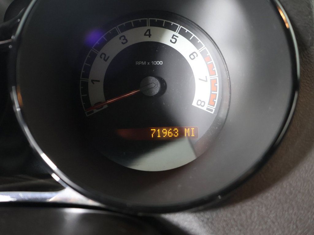 Used 2009 Saturn Sky Red Line RWD image 22
