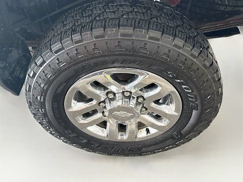 Used 2018 Chevrolet Silverado 2500 LTZ w/ Duramax Plus Package AWD/4WD image 31