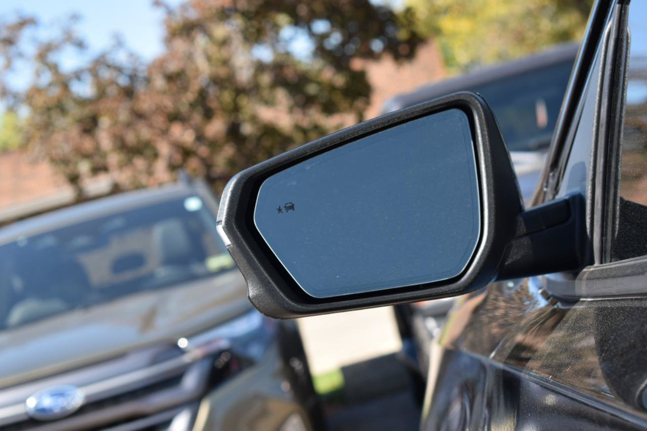 Used 2020 GMC Terrain SLT w/ Preferred Package FWD image 13