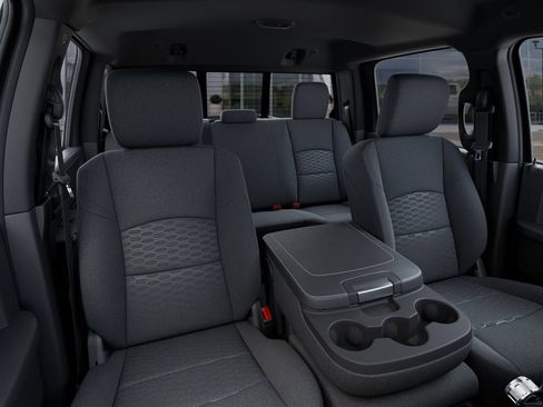 New 2026 RAM 2500 Tradesman AWD/4WD image 17