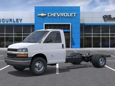 New 2026 Chevrolet Express 3500 w/ Power Convenience Package RWD image 2
