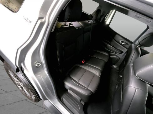 Used 2017 GMC Acadia SLT AWD/4WD image 20