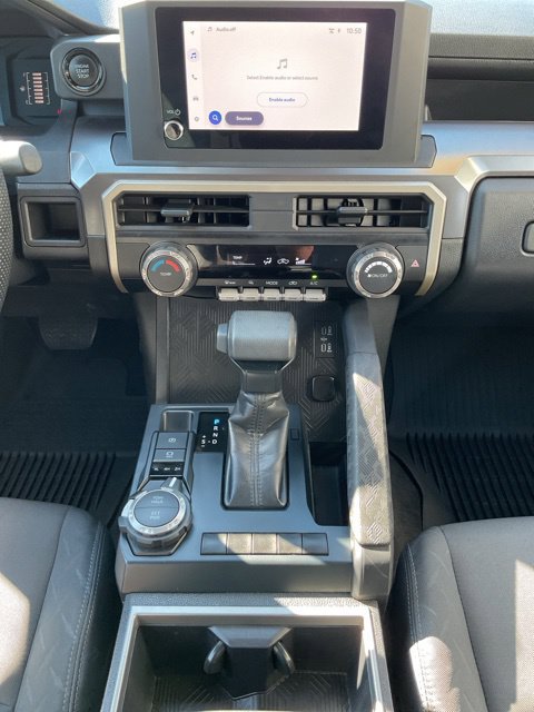 Used 2025 Toyota Tacoma SR5 AWD/4WD image 25