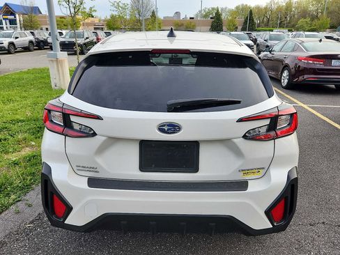 Used 2024 Subaru Crosstrek 2.0i AWD/4WD image 5