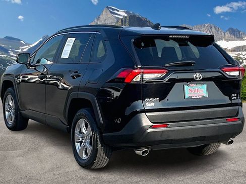 Used 2025 Toyota RAV4 XLE AWD/4WD image 13