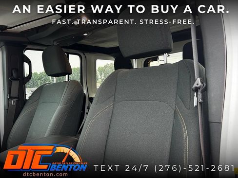Used 2025 Jeep Wrangler Unlimited Sport AWD/4WD image 9