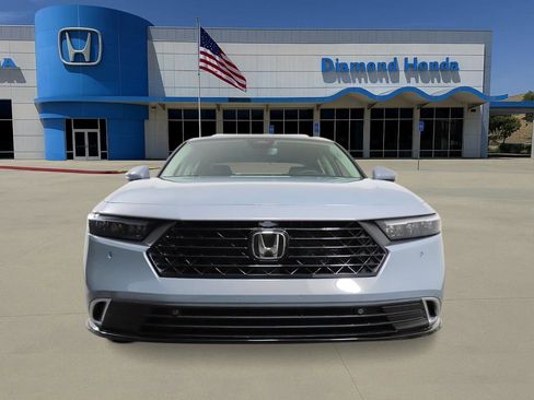 New 2026 Honda Accord Touring image 8