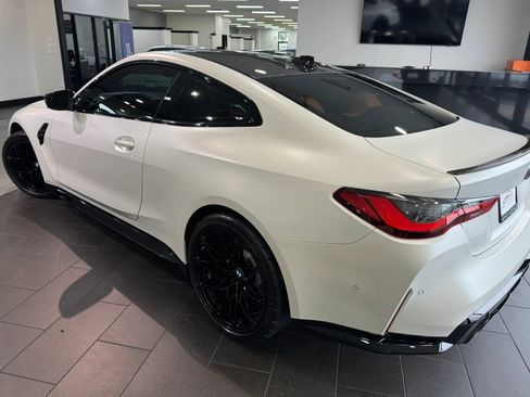 Used 2021 BMW M4 Competition w/ M Carbon Exterior Package RWD image 8