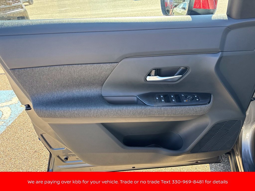 New 2027 Nissan Kicks SV w/ SV Premium Package AWD/4WD image 10