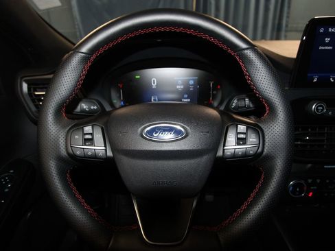 Used 2025 Ford Escape ST-Line Elite image 11