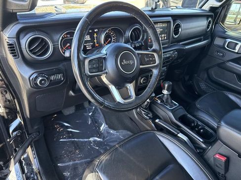 Used 2019 Jeep Wrangler Unlimited Sahara w/ LED Lighting Group image 21