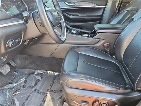 Used 2021 Jeep Grand Cherokee L Limited image 15