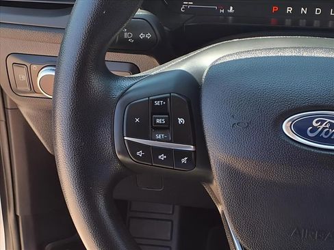 Used 2021 Ford Escape SE image 5