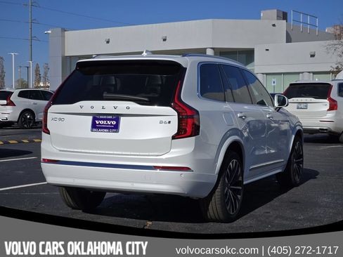 Used 2026 Volvo XC90 B6 Plus w/ Protection Package Premier AWD/4WD image 5