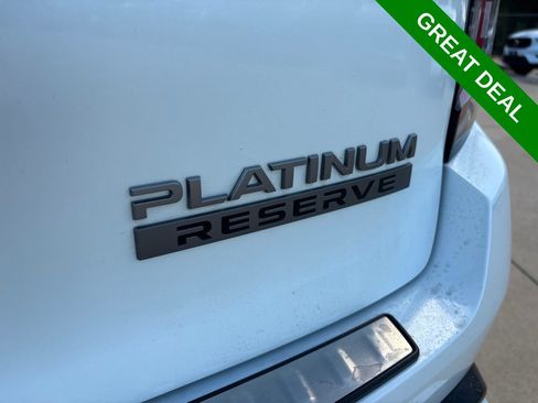 Used 2025 Nissan Armada Platinum Reserve AWD/4WD image 9