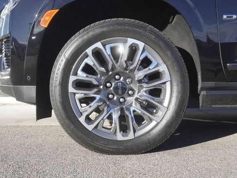 Used 2024 GMC Yukon Denali Ultimate image 33