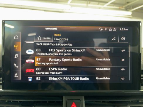 Used 2021 Audi A4 2.0T Premium w/ Convenience Package image 23