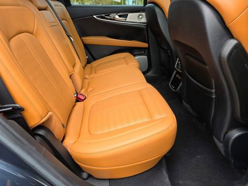 Used 2023 Lincoln Nautilus Black Label image 13