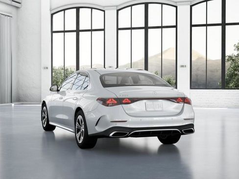 Certified 2025 Mercedes-Benz E 350 4MATIC Sedan image 27
