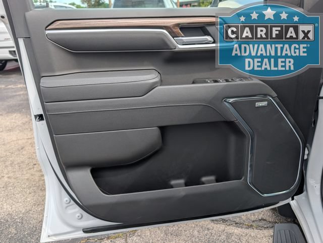 Used 2026 Chevrolet Silverado 1500 RST w/ Convenience Package II AWD/4WD image 14