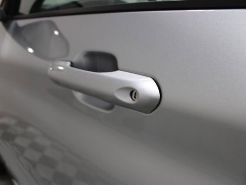 Used 2023 Ford Explorer XLT w/ Equipment Group 202A image 18