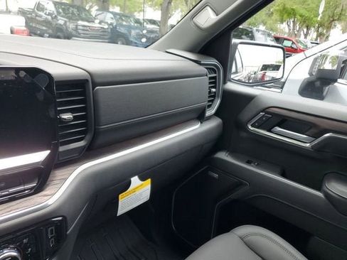 New 2026 GMC Sierra 1500 SLT w/ SLT Premium Plus Package AWD/4WD image 28