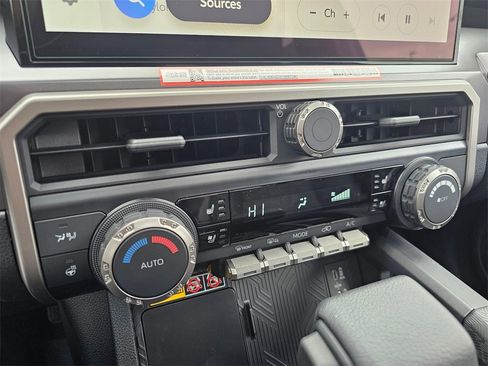 New 2026 Toyota 4Runner TRD Off-Road Premium image 30