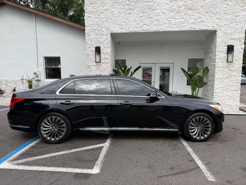 Used 2017 Genesis G90 3.3T Premium RWD image 18