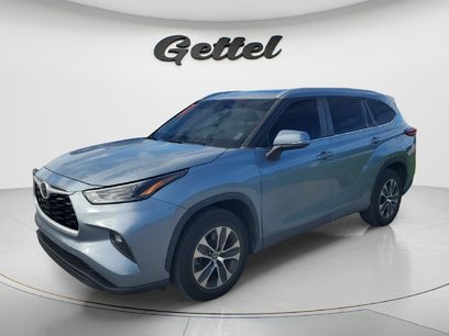 Used 2023 Toyota Highlander XLE