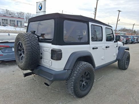 Used 2018 Jeep Wrangler Unlimited Sport S image 6