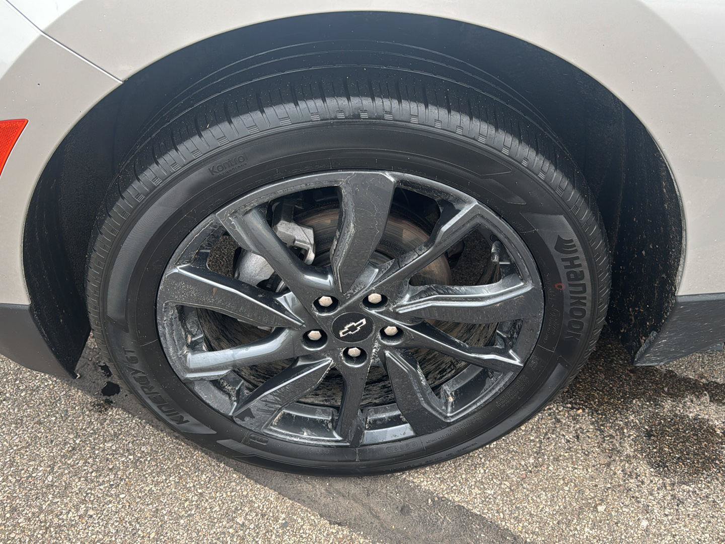 Used 2022 Chevrolet Equinox RS w/ RS Leather Package FWD image 9