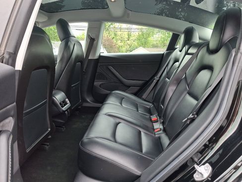 Used 2019 Tesla Model 3 Standard Range Plus RWD image 10