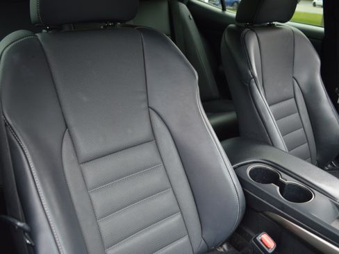Used 2019 Lexus IS 300 F Sport w/ F Sport Package RWD image 42