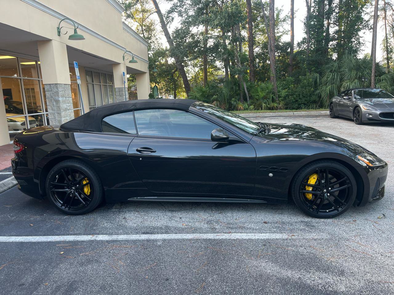 Used 2018 Maserati GranTurismo Sport RWD image 18
