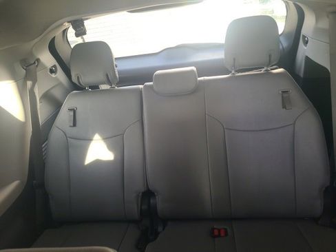 Used 2024 Toyota Sienna XLE image 14