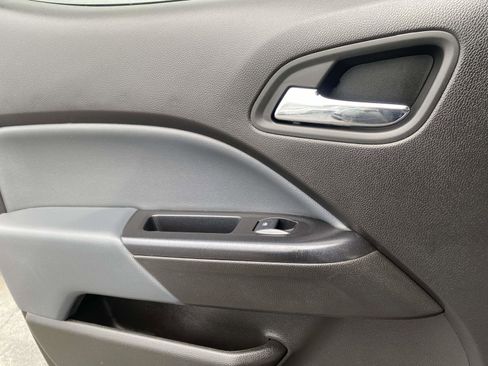 Used 2017 Chevrolet Colorado Z71 image 14