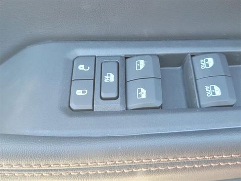 New 2026 Jeep Cherokee Laredo image 24