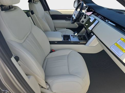 New 2026 Land Rover Range Rover SE AWD/4WD image 10